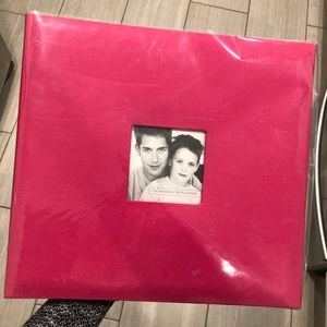 BRAND NEW FUSCIA SCRAPBOOK!